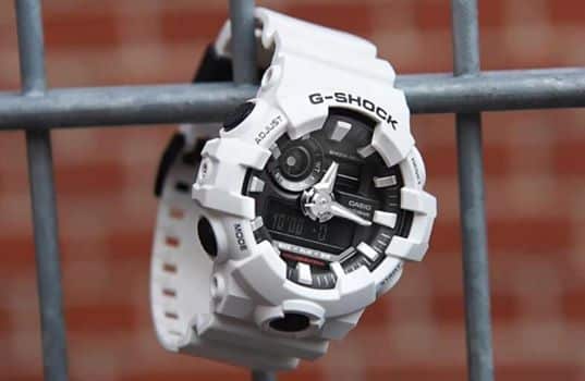 Reloj Casio G-Shock Deportivo Para Hombre Ga-700-1a