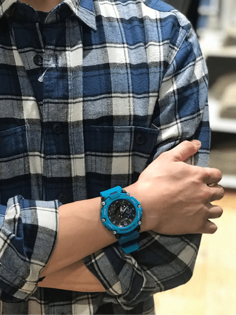 Reloj Casio G-Shock Carbon Core GA2200-2A Digital Analógico Turquesa